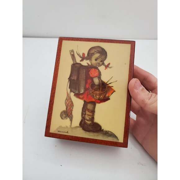 Vintage Mapsa - Hummel Original – Sorrento Italy Fine Wood Music Box, Children - Picture 4 of 10